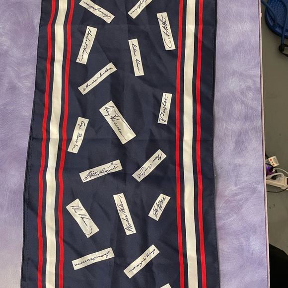 Scarf - Picture 3 of 3